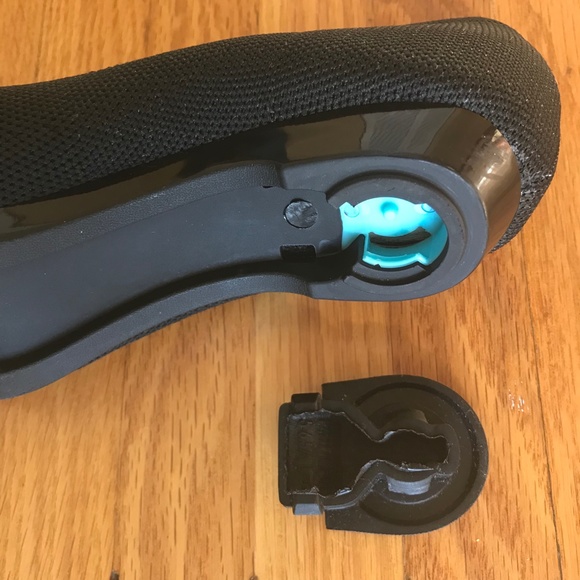 Convertible Heel 2-in-1 Pumps! VGUC - Picture 9 of 16